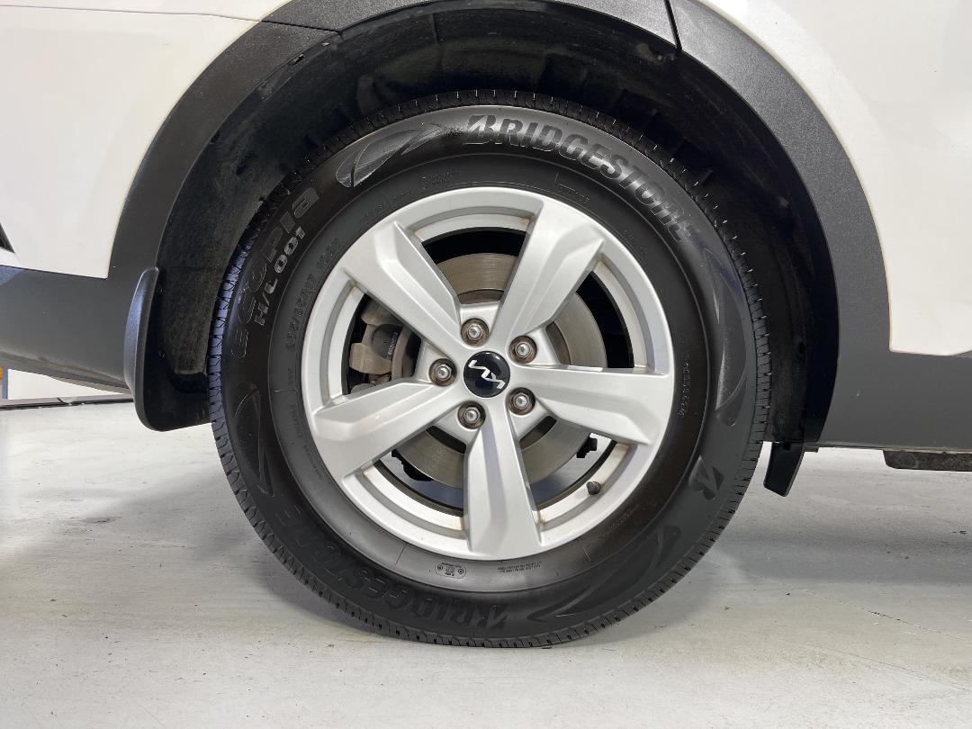 Photo '12' of KIA Sorento