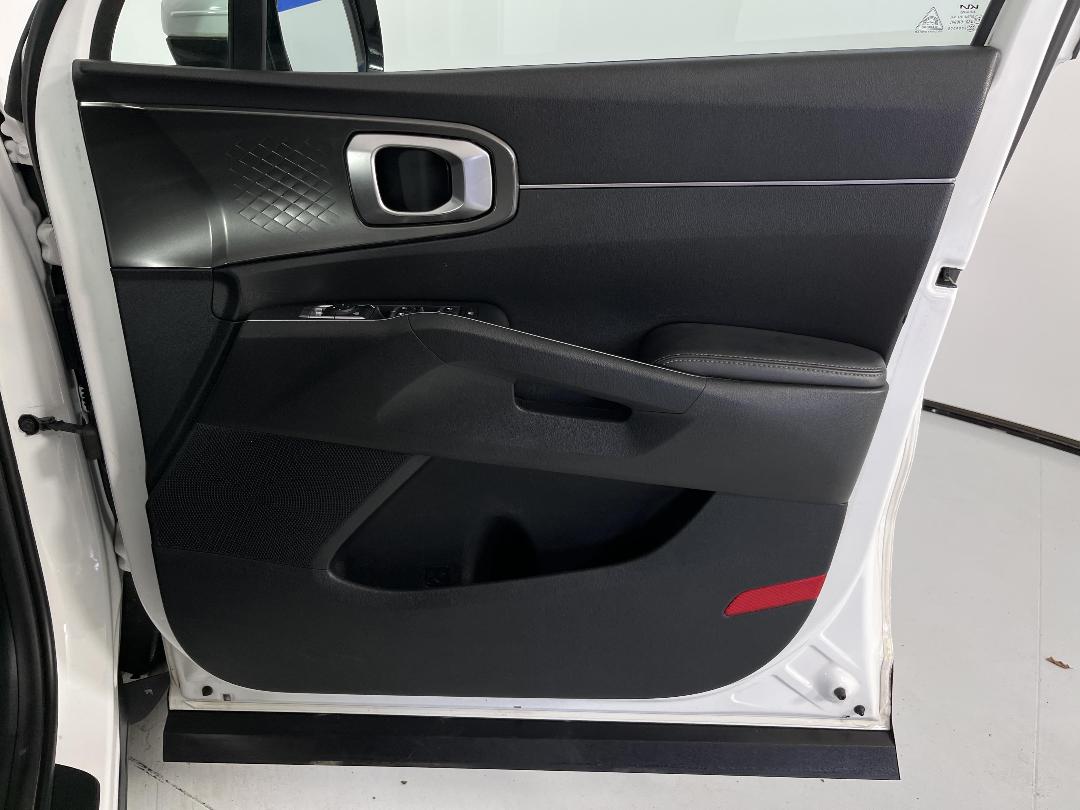 Photo '15' of KIA Sorento