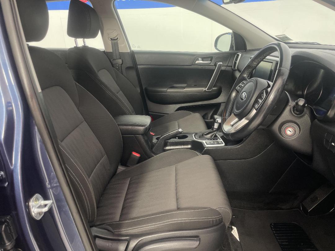 Photo '16' of KIA Sportage Photo '16' of KIA Sportage