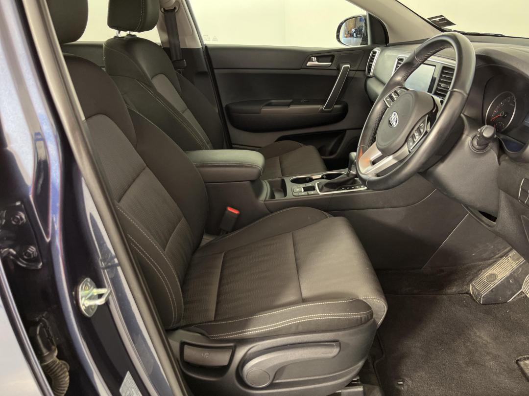 Photo '16' of KIA Sportage Photo '16' of KIA Sportage