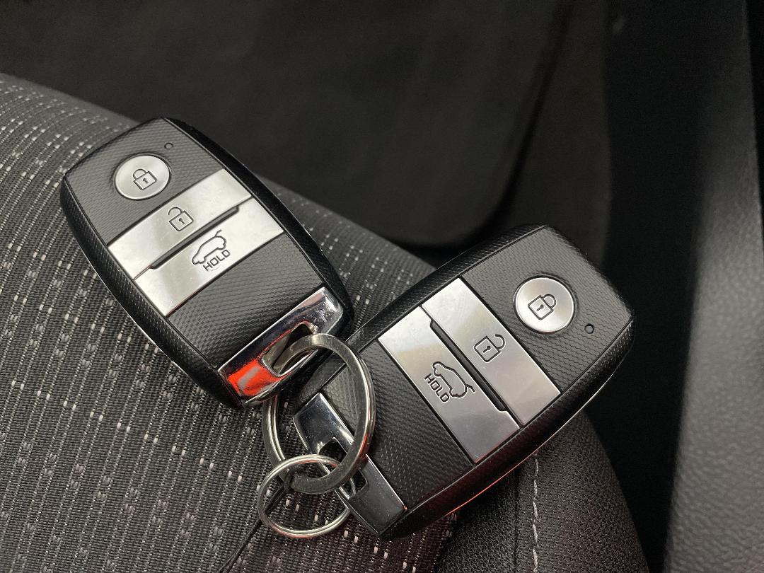 Photo '22' of KIA Stonic