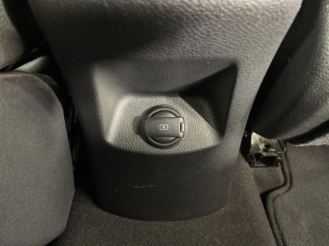 Photo '35' of KIA Stonic