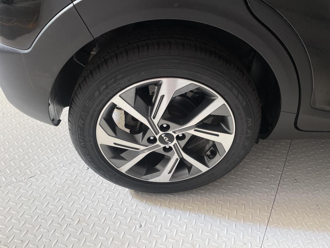 Photo '12' of KIA Stonic