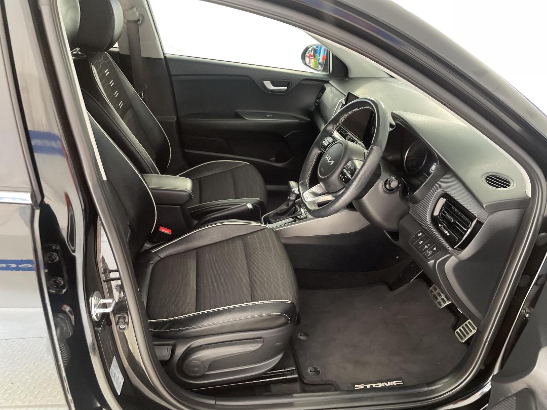 Photo '16' of KIA Stonic