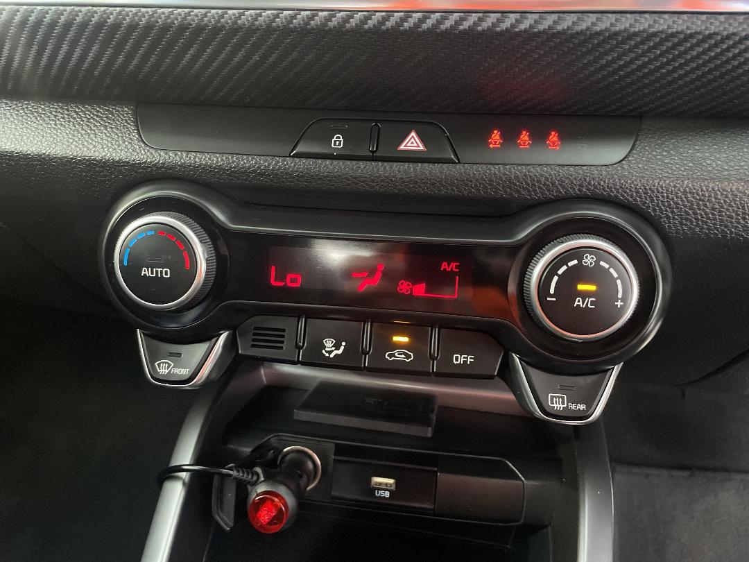 Photo '30' of KIA Stonic