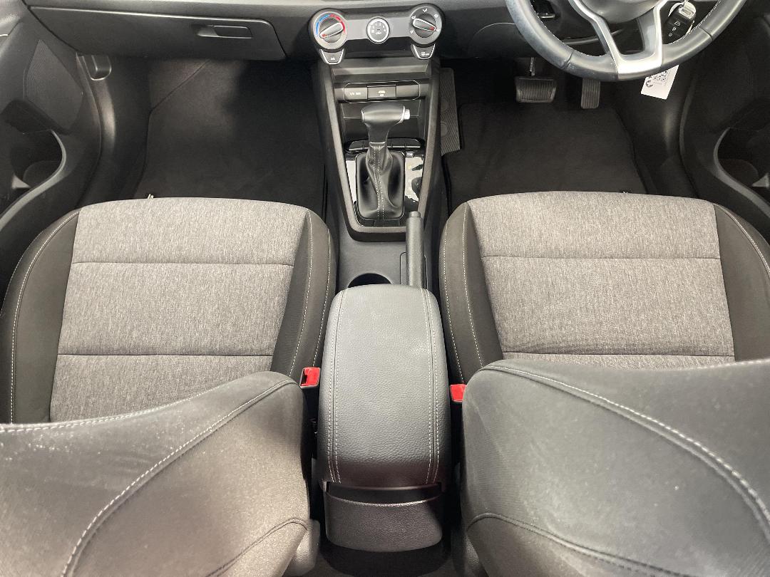 Photo '18' of KIA Stonic