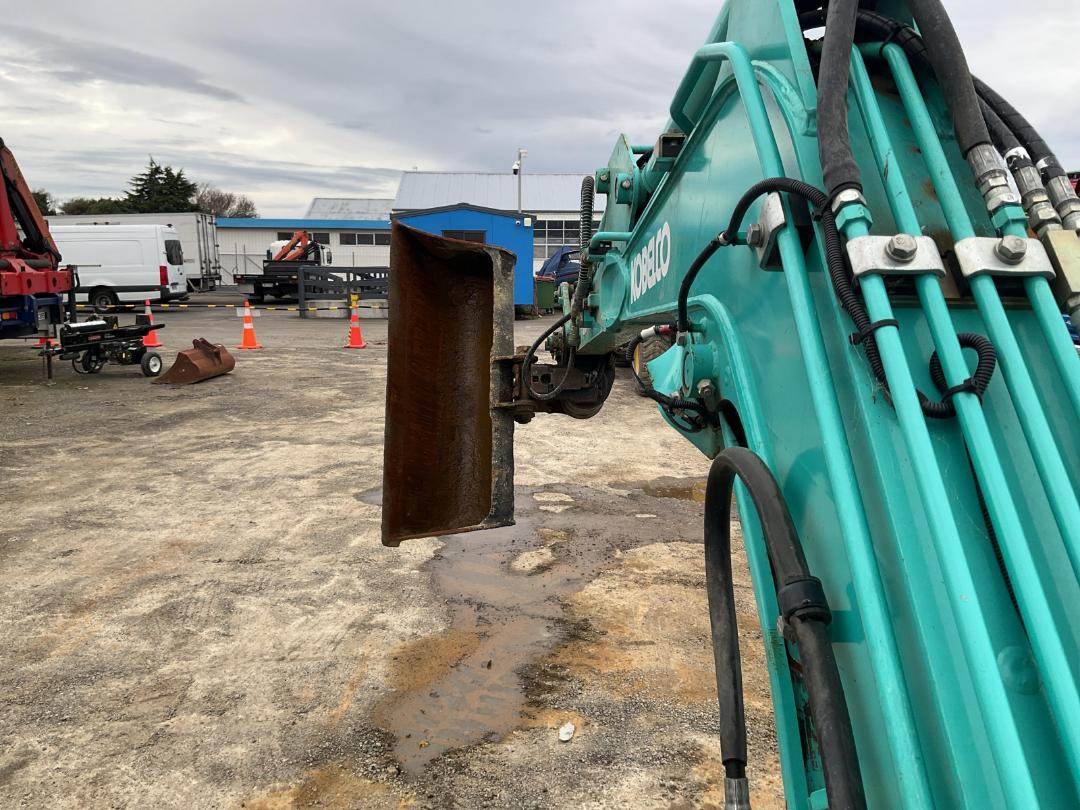 Photo '17' of Kobelco SK28SR-6 UH Excavator Photo '17' of Kobelco SK28SR-6 UH Excavator