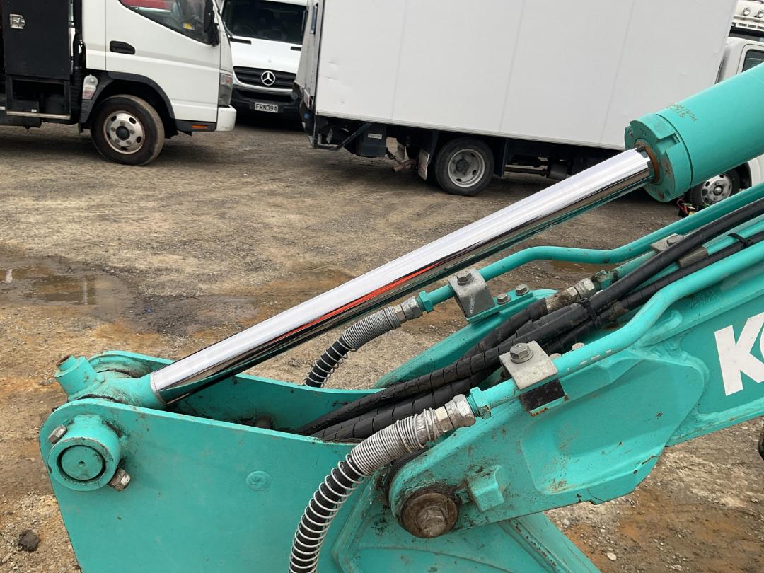 Photo '21' of Kobelco SK28SR-6 UH Excavator Photo '21' of Kobelco SK28SR-6 UH Excavator