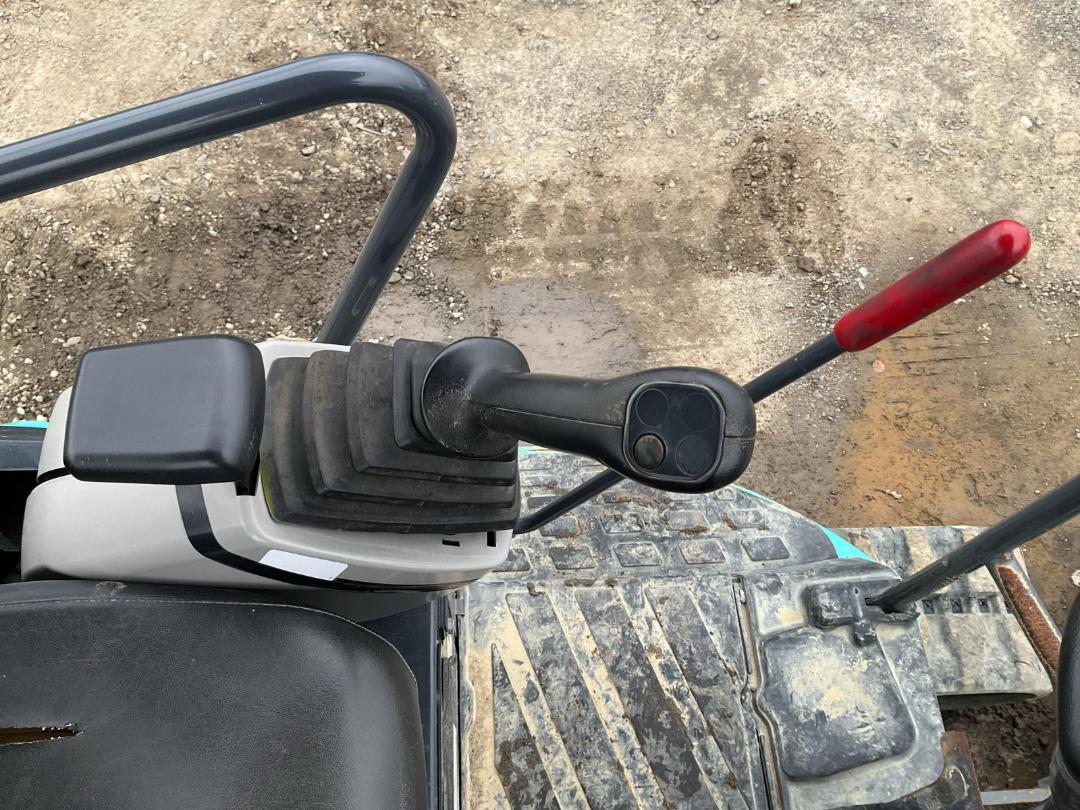 Photo '32' of Kobelco SK28SR-6 UH Excavator Photo '32' of Kobelco SK28SR-6 UH Excavator