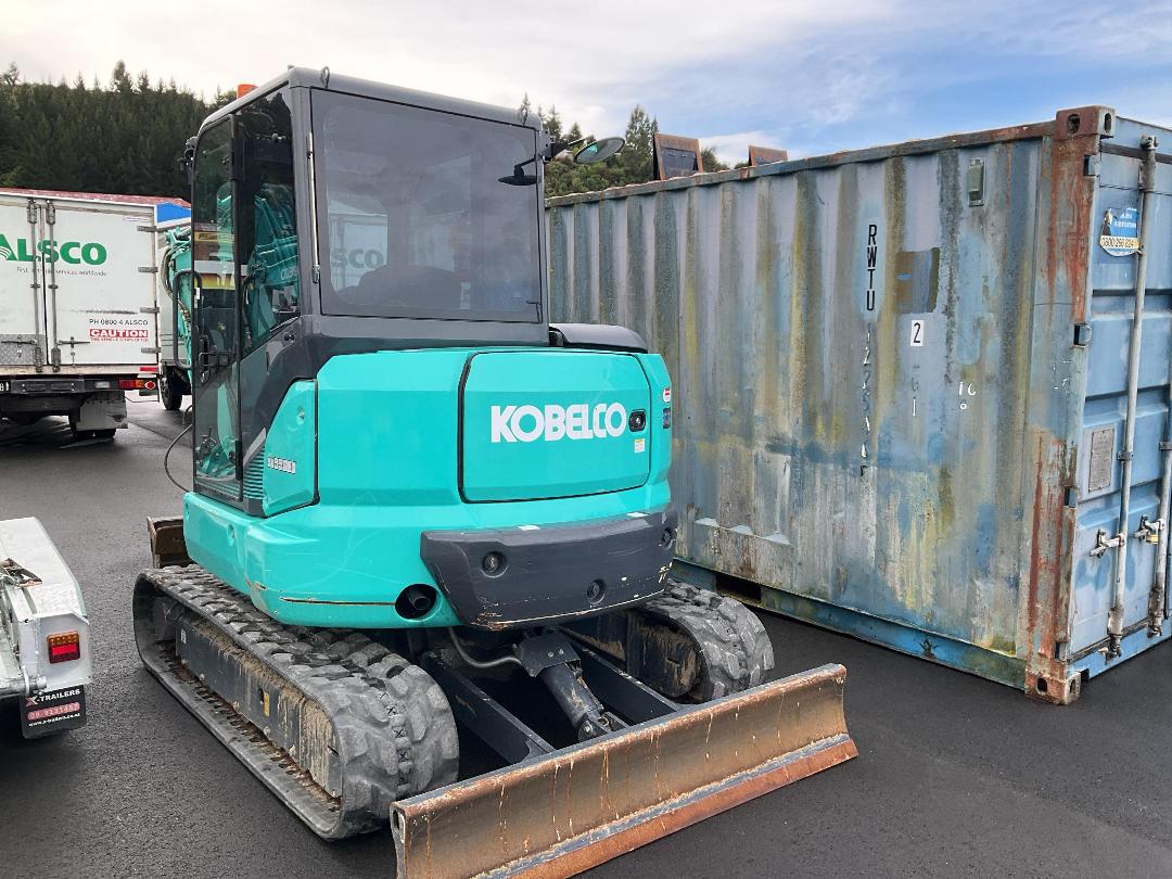 Photo '7' of Kobelco SK55SRX Excavator Photo '7' of Kobelco SK55SRX Excavator