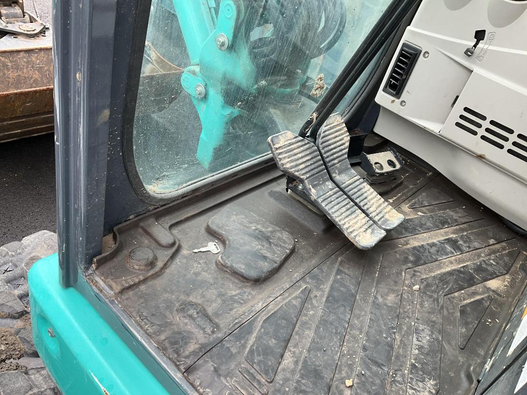 Photo '15' of Kobelco SK55SRX Excavator Photo '15' of Kobelco SK55SRX Excavator