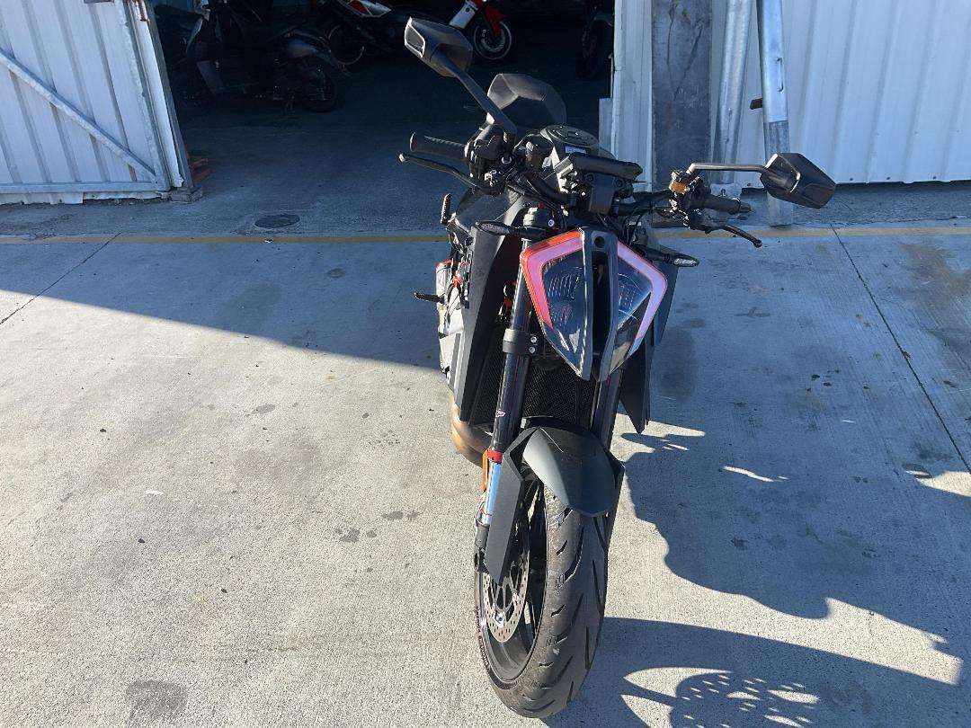 Photo '3' of KTM 1290 Superduke R