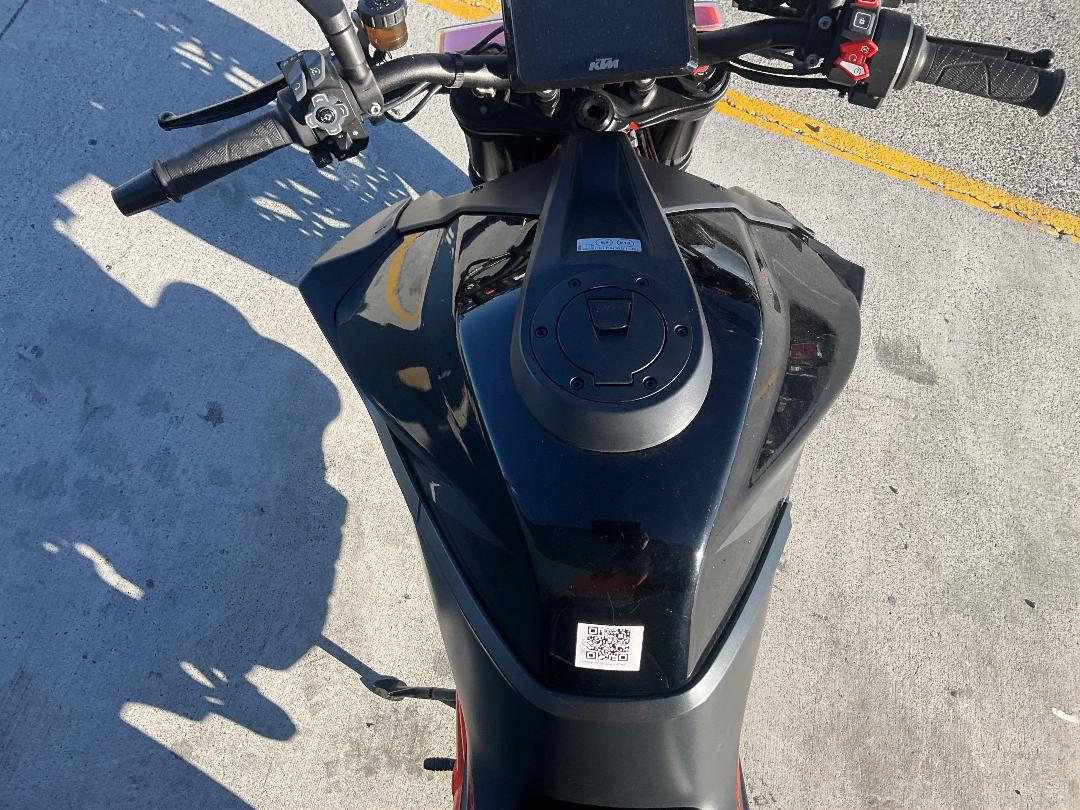 Photo '10' of KTM 1290 Superduke R