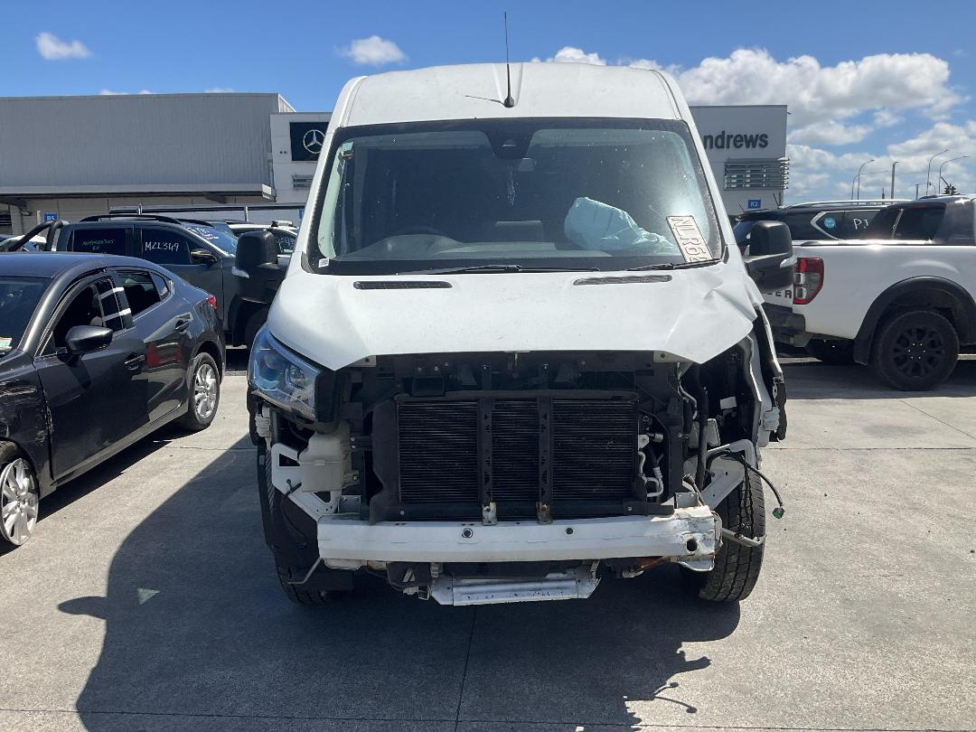 Photo '4' of LDV Deliver 9 Bigger Manual Photo '4' of LDV Deliver 9 Bigger Manual