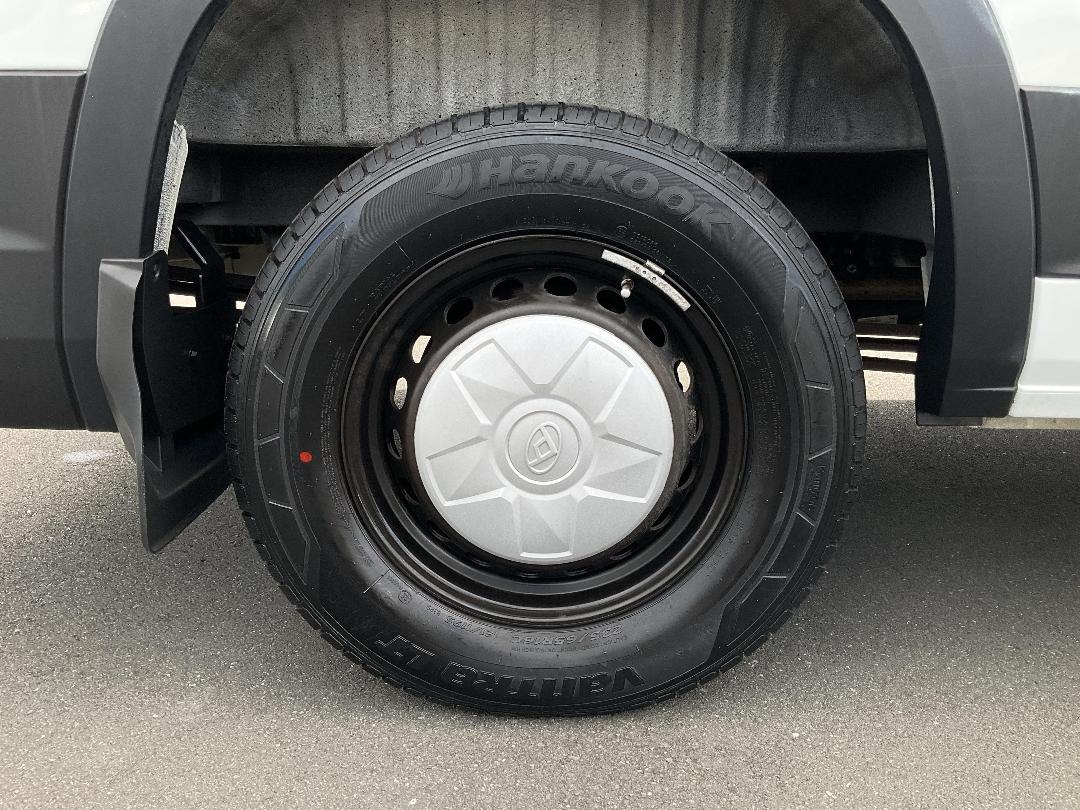 Photo '12' of LDV Deliver 9