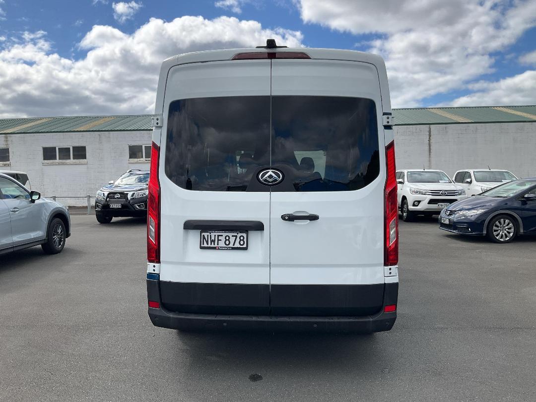 Photo '6' of LDV Deliver 9