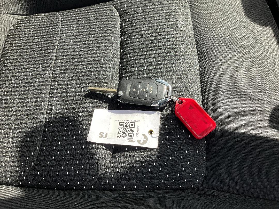 Photo '22' of LDV Deliver 9