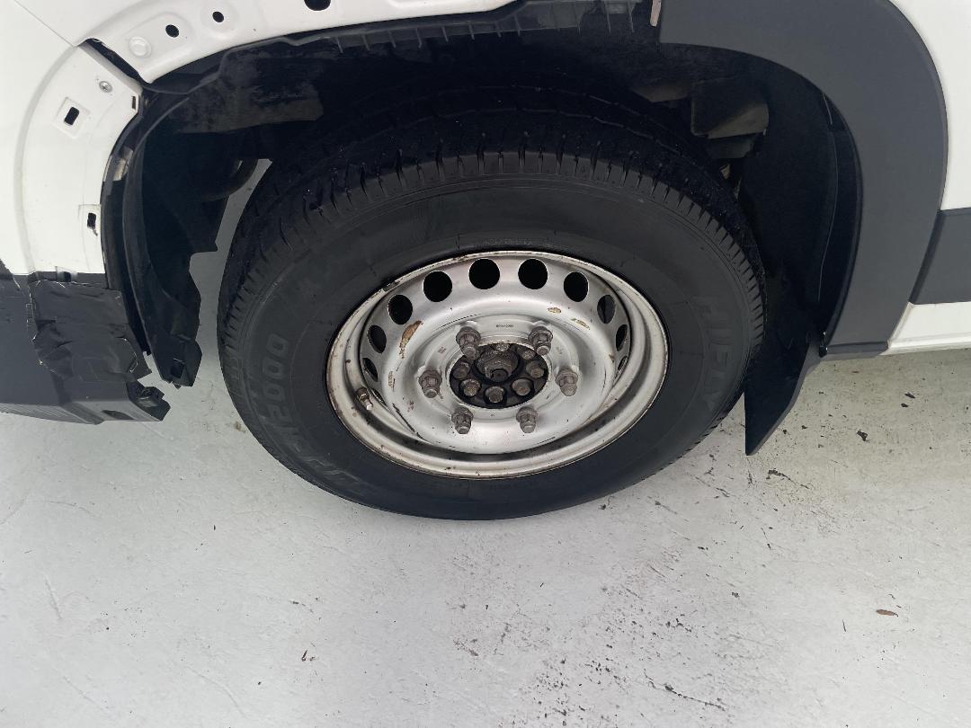 Photo '10' of LDV Deliver 9 Photo '10' of LDV Deliver 9