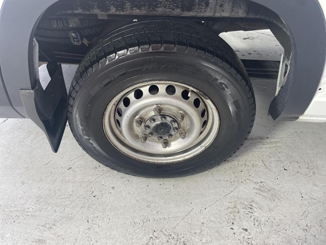 Photo '12' of LDV Deliver 9 Photo '12' of LDV Deliver 9