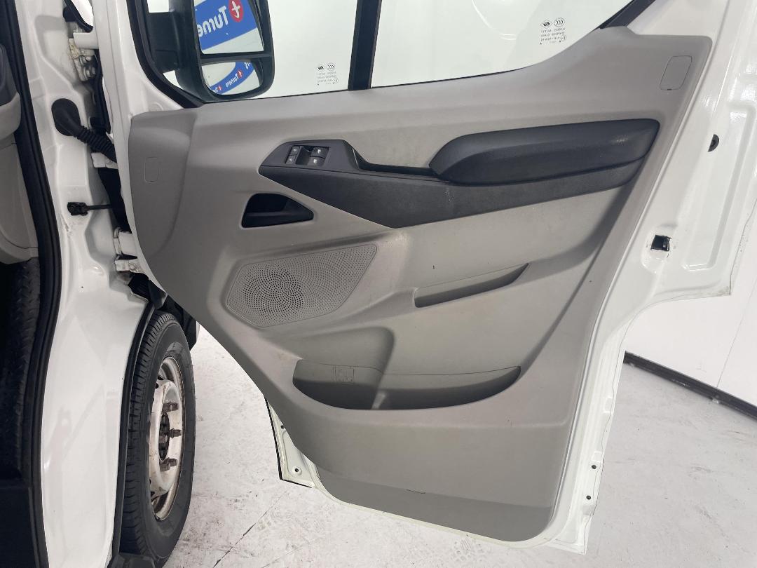 Photo '15' of LDV Deliver 9 Photo '15' of LDV Deliver 9