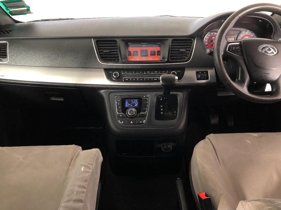 Photo '17' of LDV G10