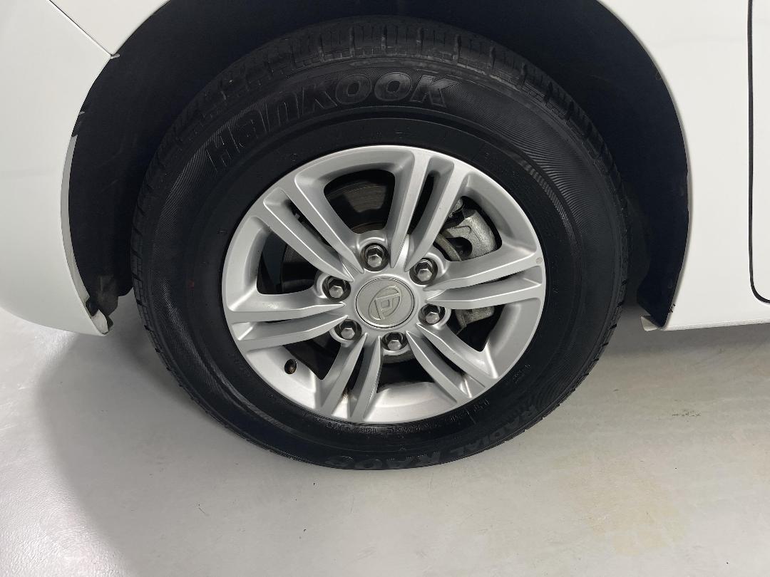 Photo '10' of LDV G10