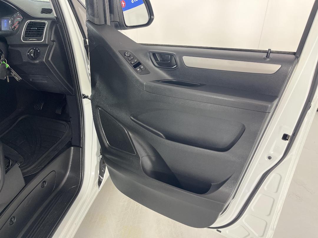 Photo '15' of LDV G10