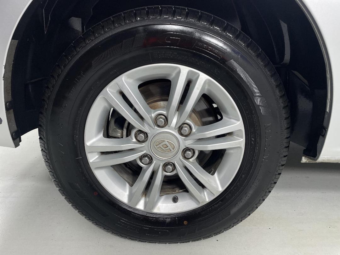 Photo '12' of LDV G10