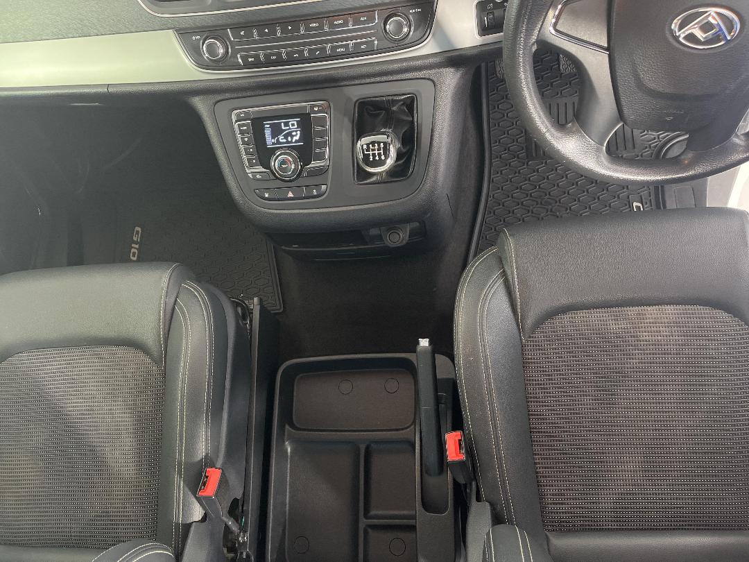 Photo '18' of LDV G10