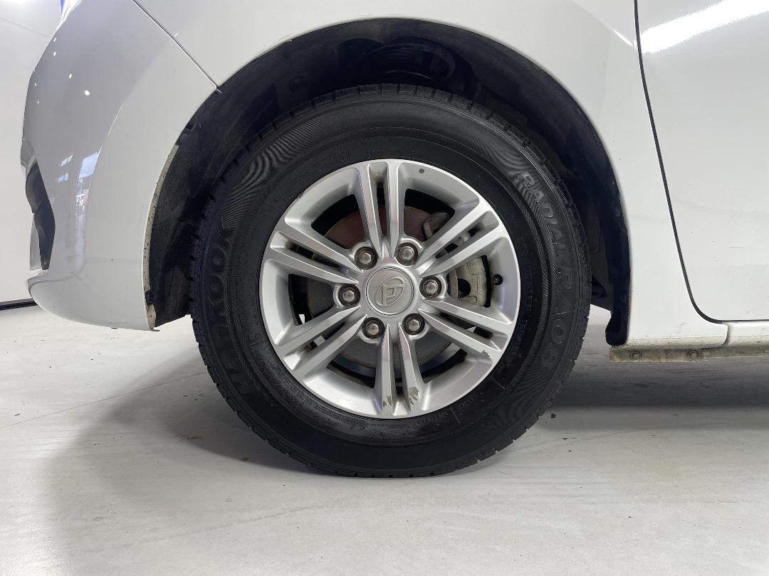 Photo '10' of LDV G10