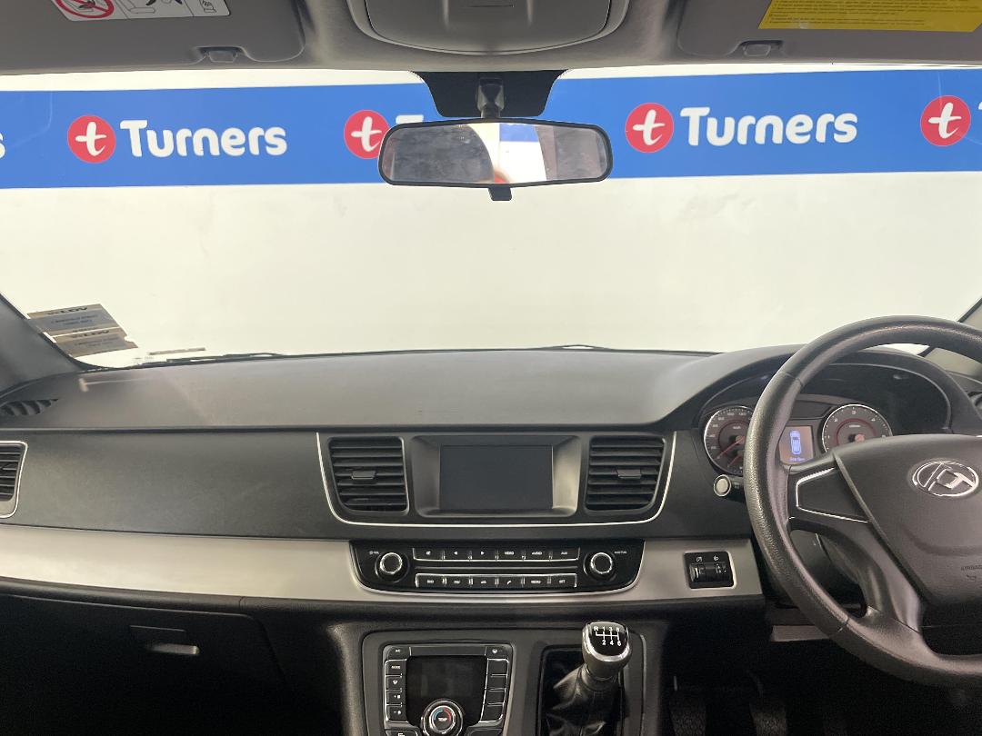 Photo '17' of LDV G10