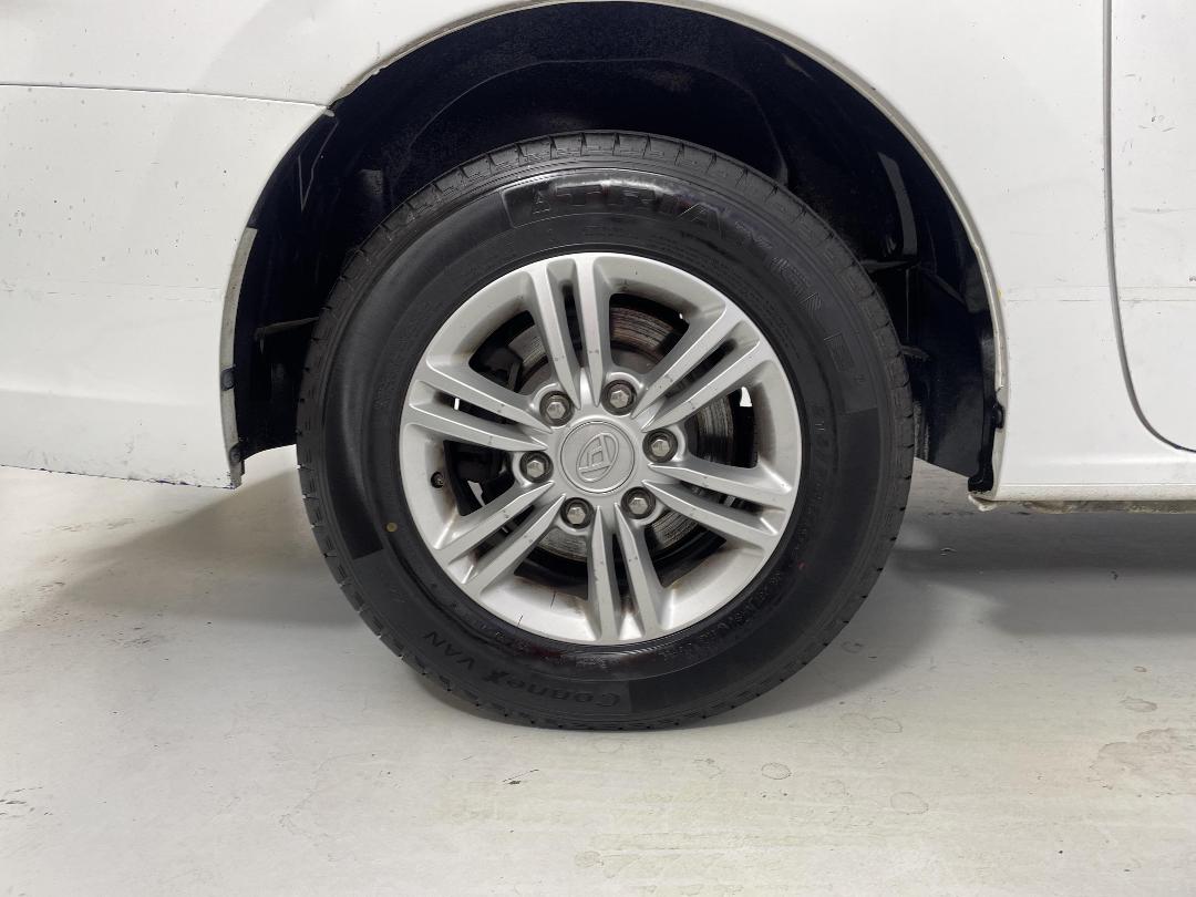 Photo '12' of LDV G10