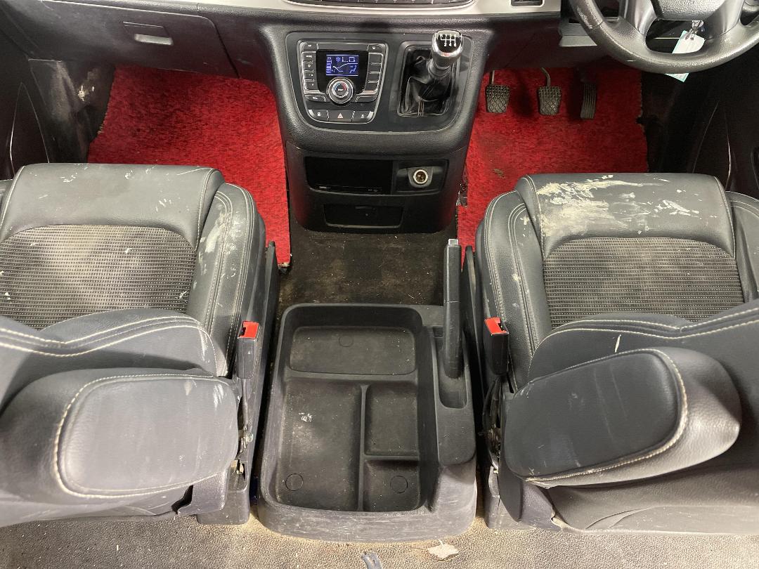 Photo '18' of LDV G10