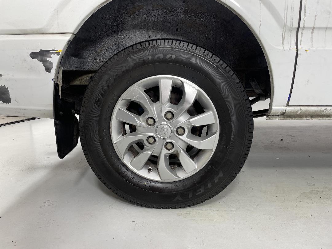 Photo '12' of LDV V80