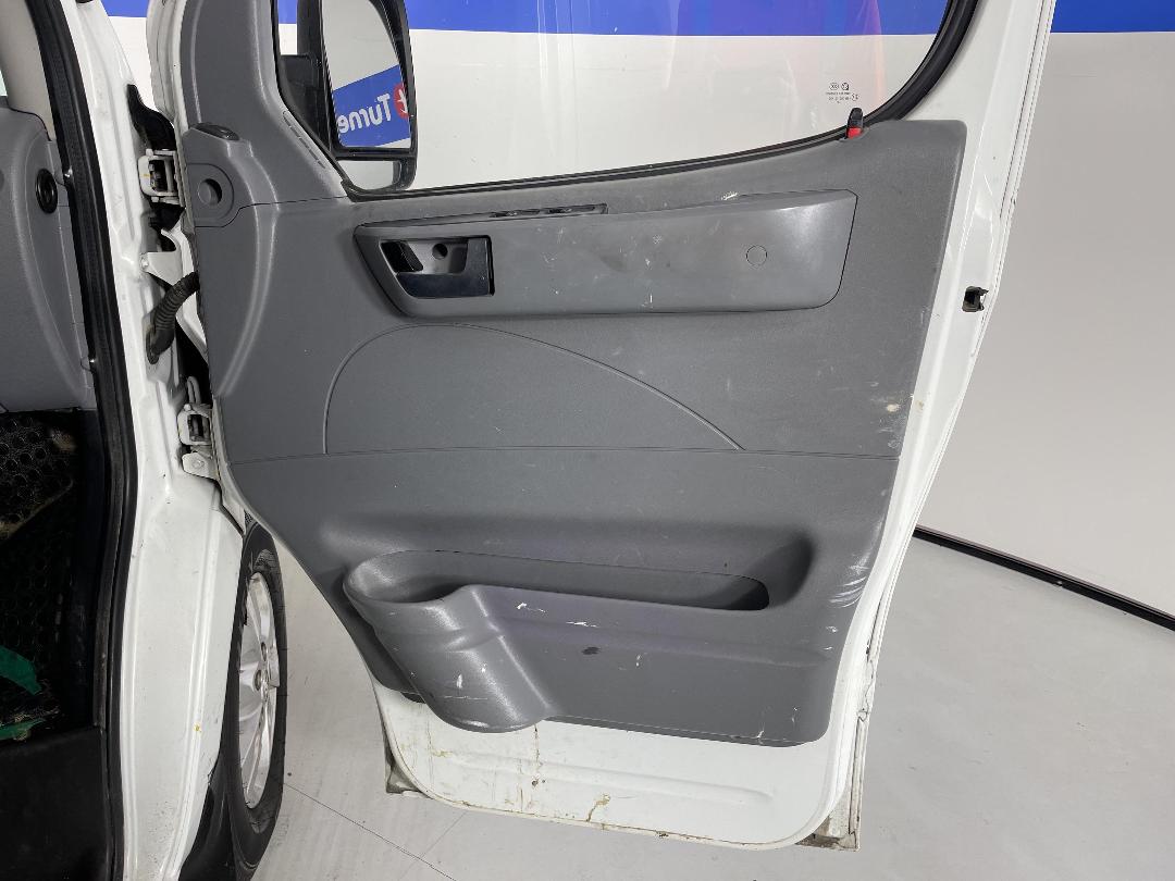 Photo '15' of LDV V80