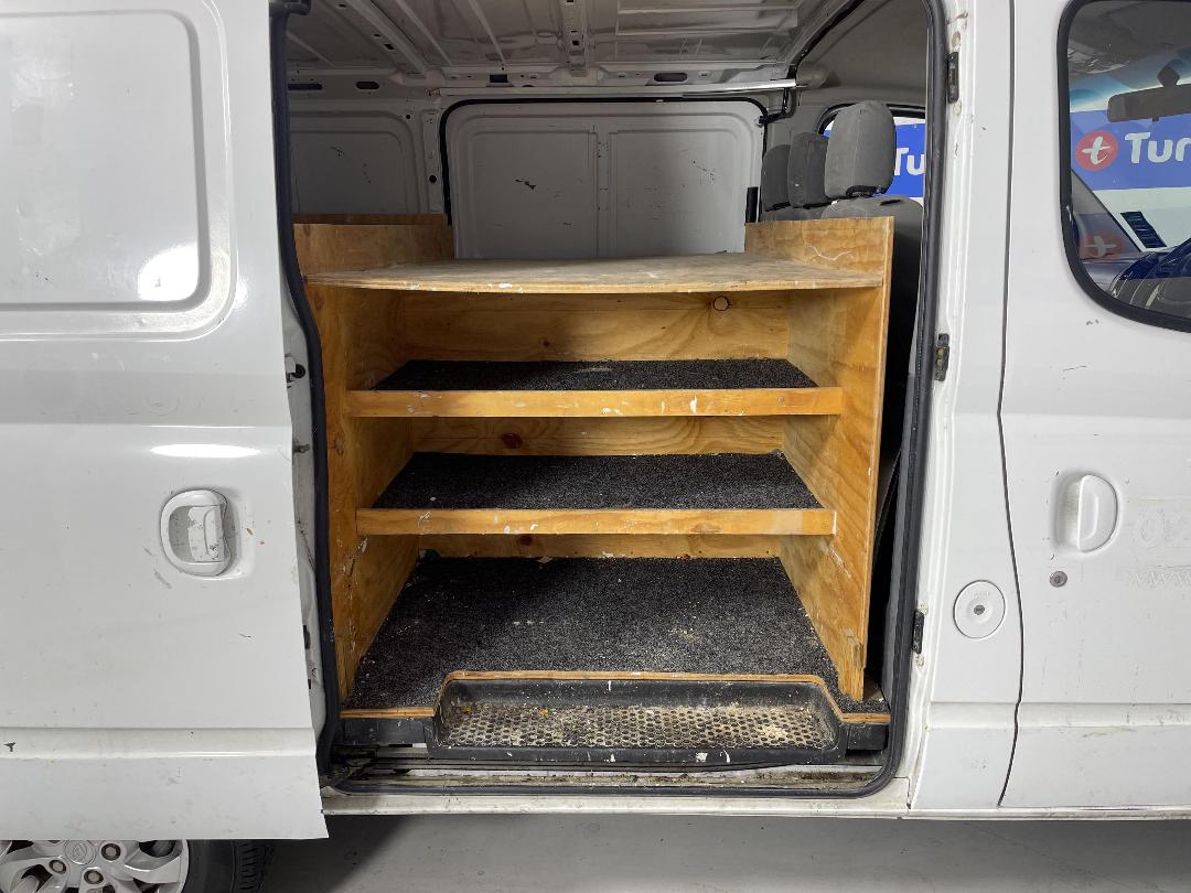 Photo '19' of LDV V80