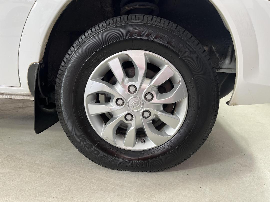 Photo '9' of LDV V80