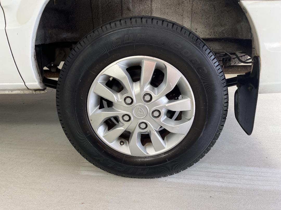 Photo '11' of LDV V80