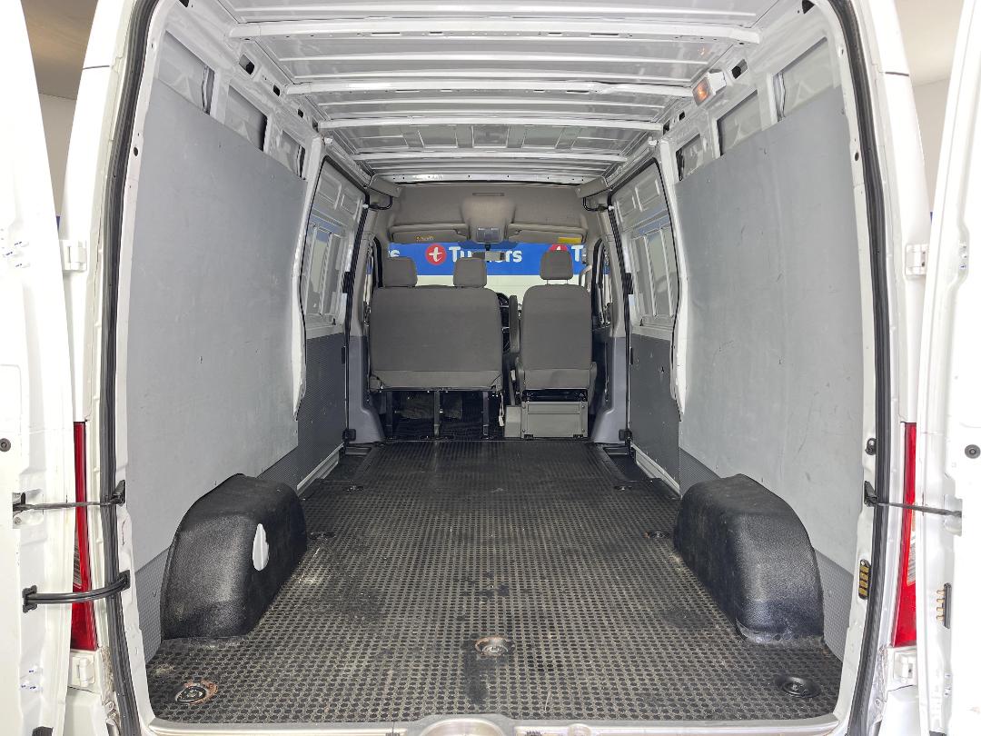 Photo '14' of LDV V80