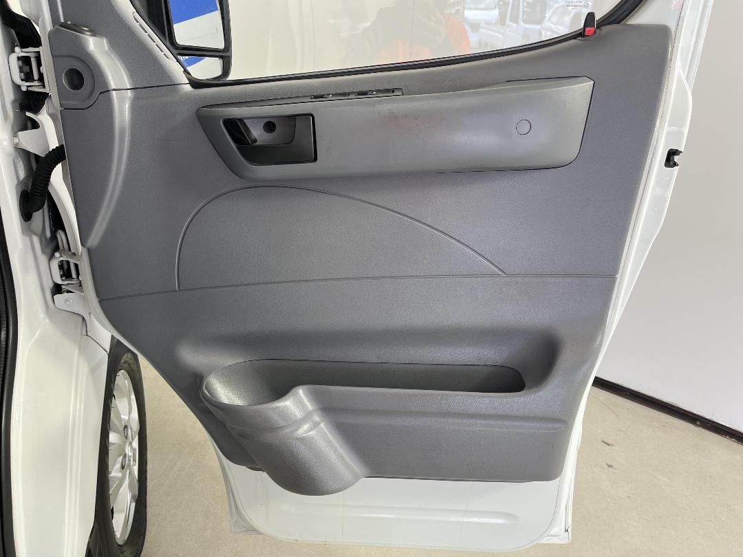 Photo '15' of LDV V80