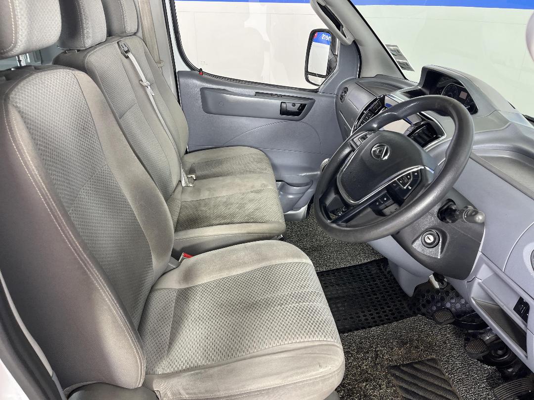 Photo '16' of LDV V80