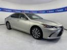 Thumbnail '1' of Lexus ES300H
