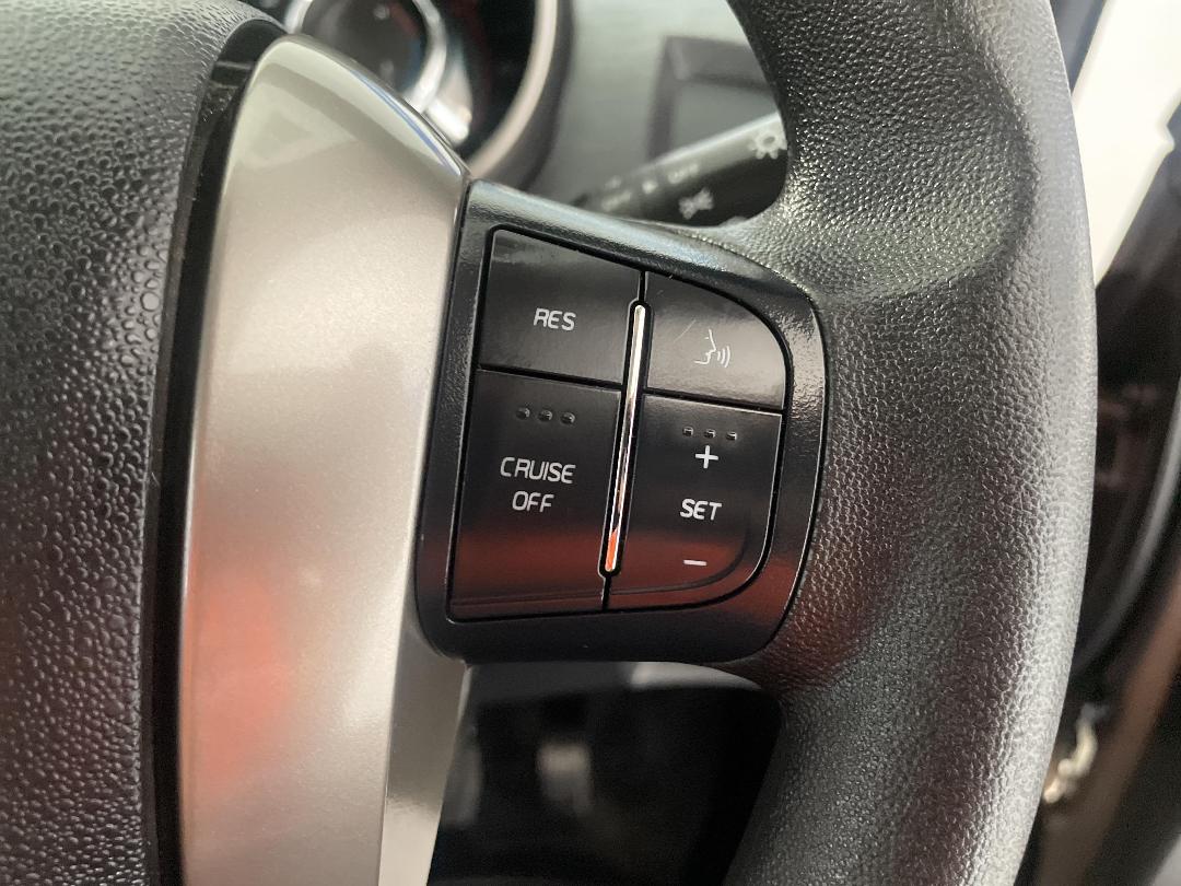 Photo '26' of Mahindra XUV