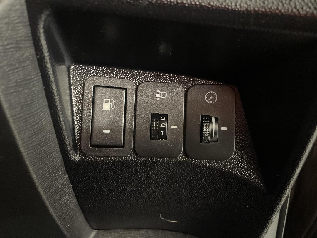 Photo '25' of Mahindra XUV