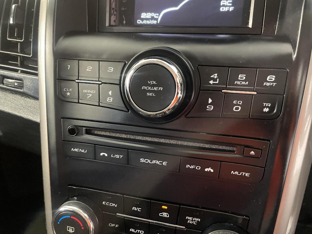 Photo '31' of Mahindra XUV