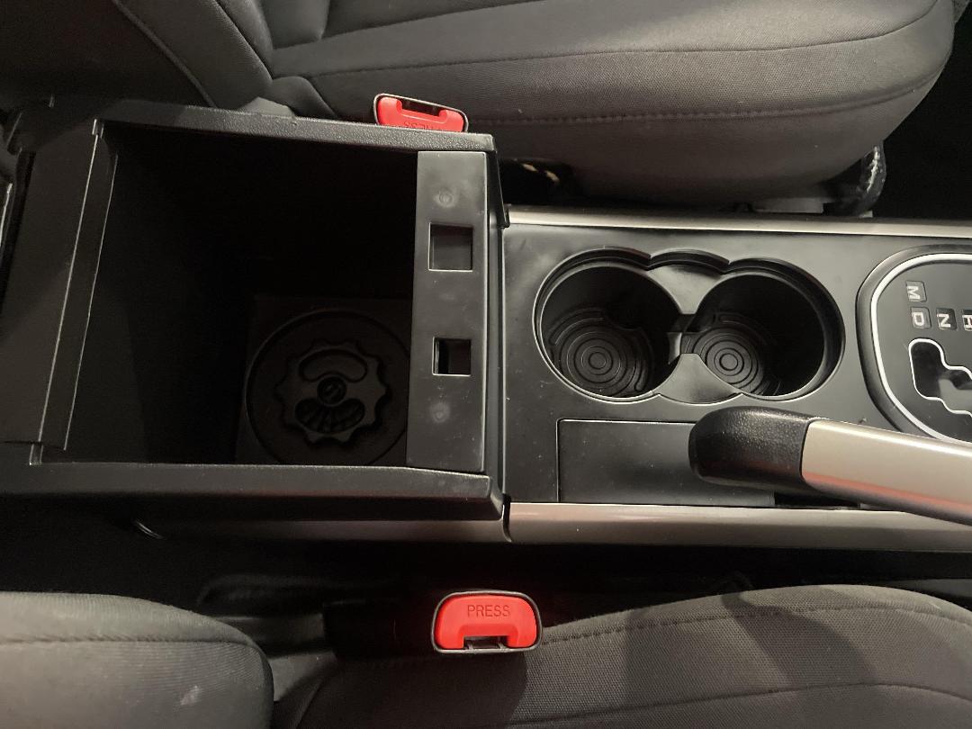 Photo '34' of Mahindra XUV