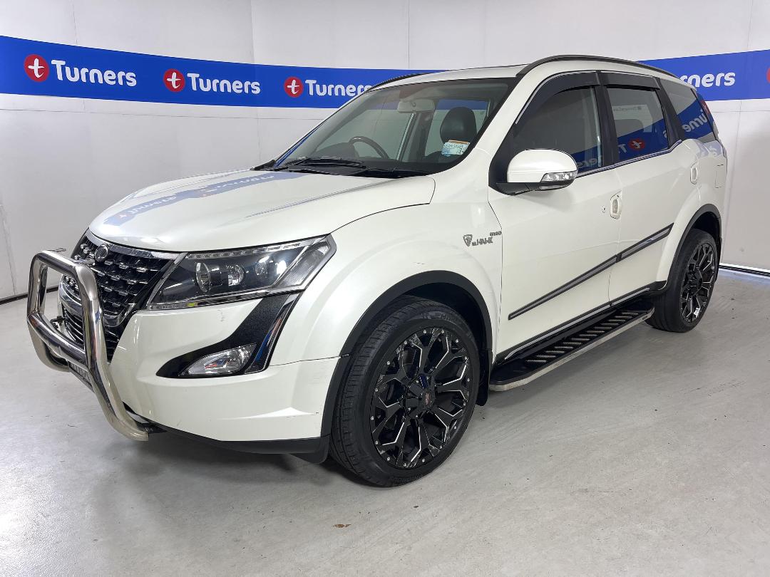 Photo '4' of Mahindra XUV Photo '4' of Mahindra XUV