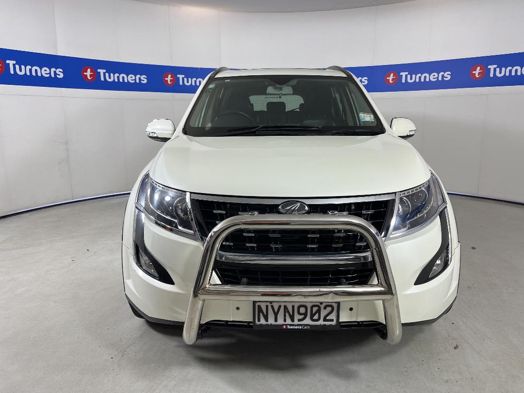 Photo '2' of Mahindra XUV Photo '2' of Mahindra XUV