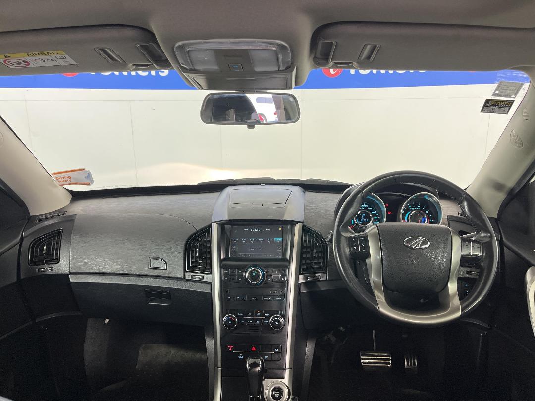 Photo '17' of Mahindra XUV Photo '17' of Mahindra XUV