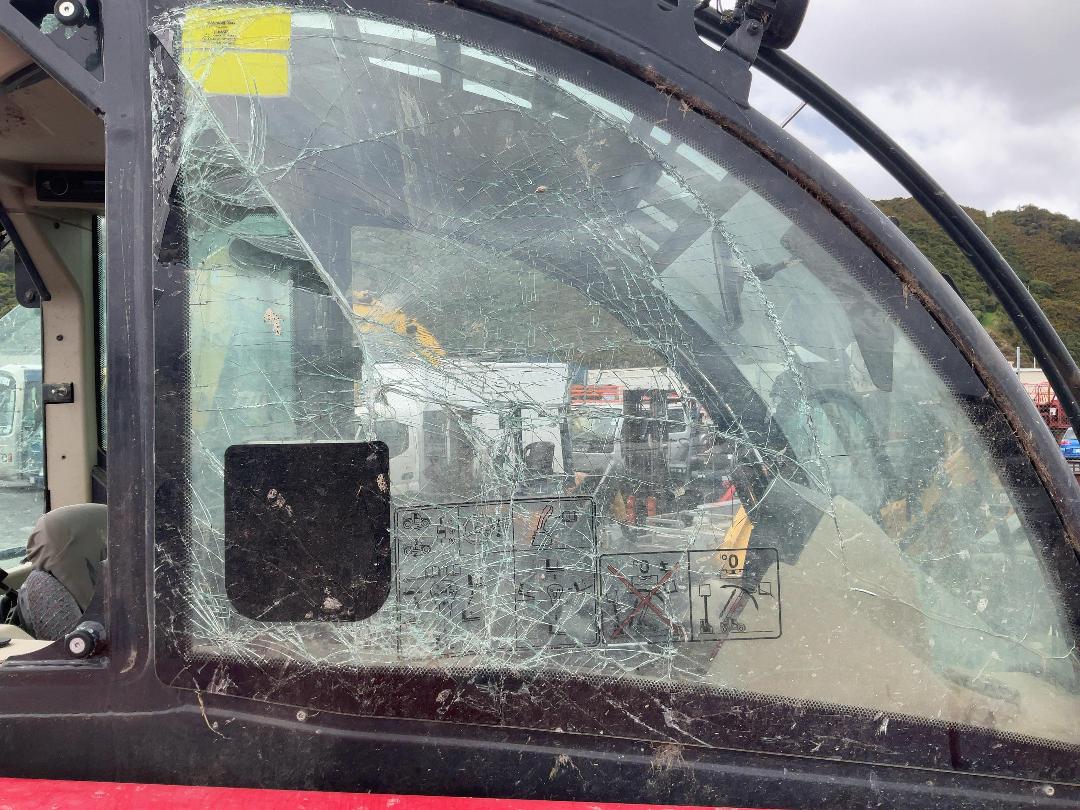 Photo '23' of Massey Fergusson TH7038 Telehandler